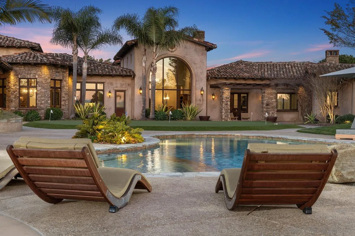 14778 El Rodeo Ct