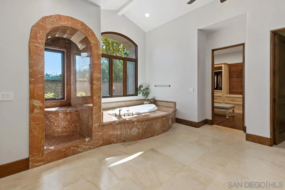 14778 El Rodeo Ct