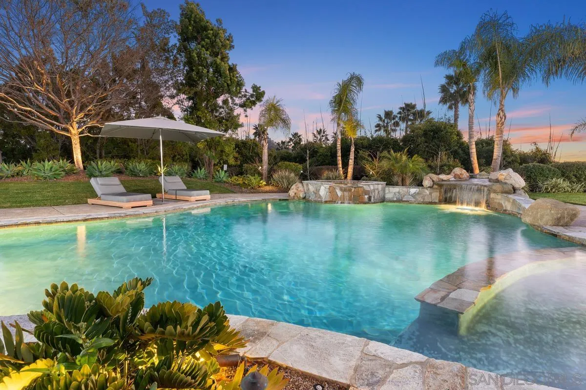 14778 El Rodeo Ct