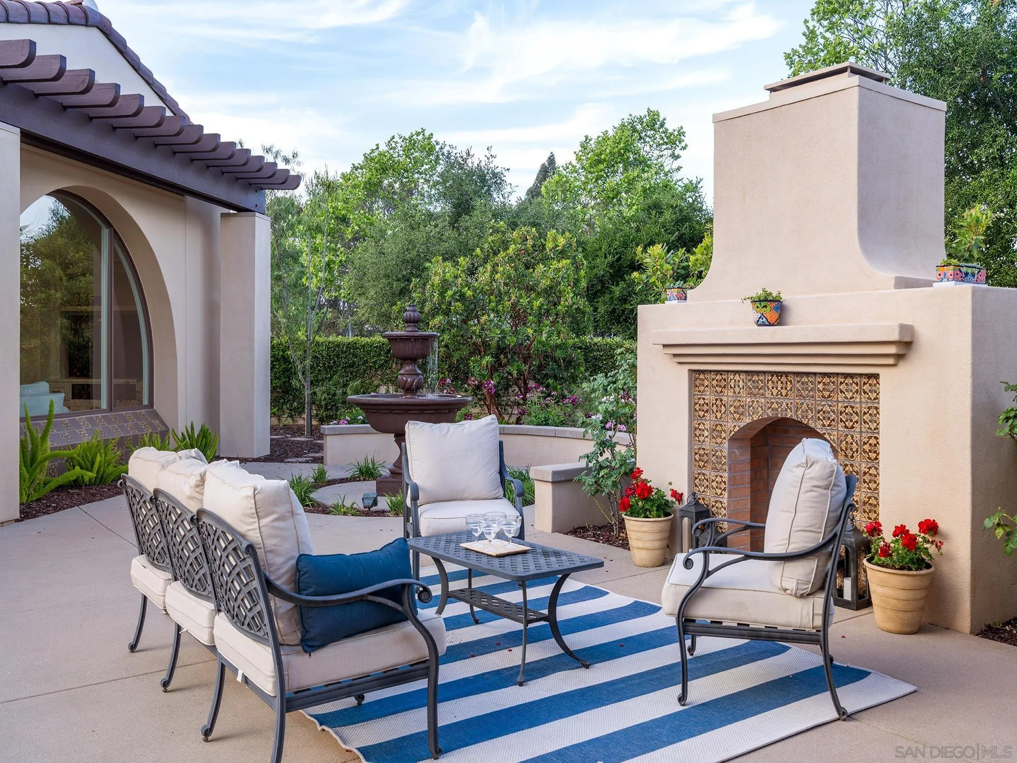 10911 Equestrian Ridge Ct