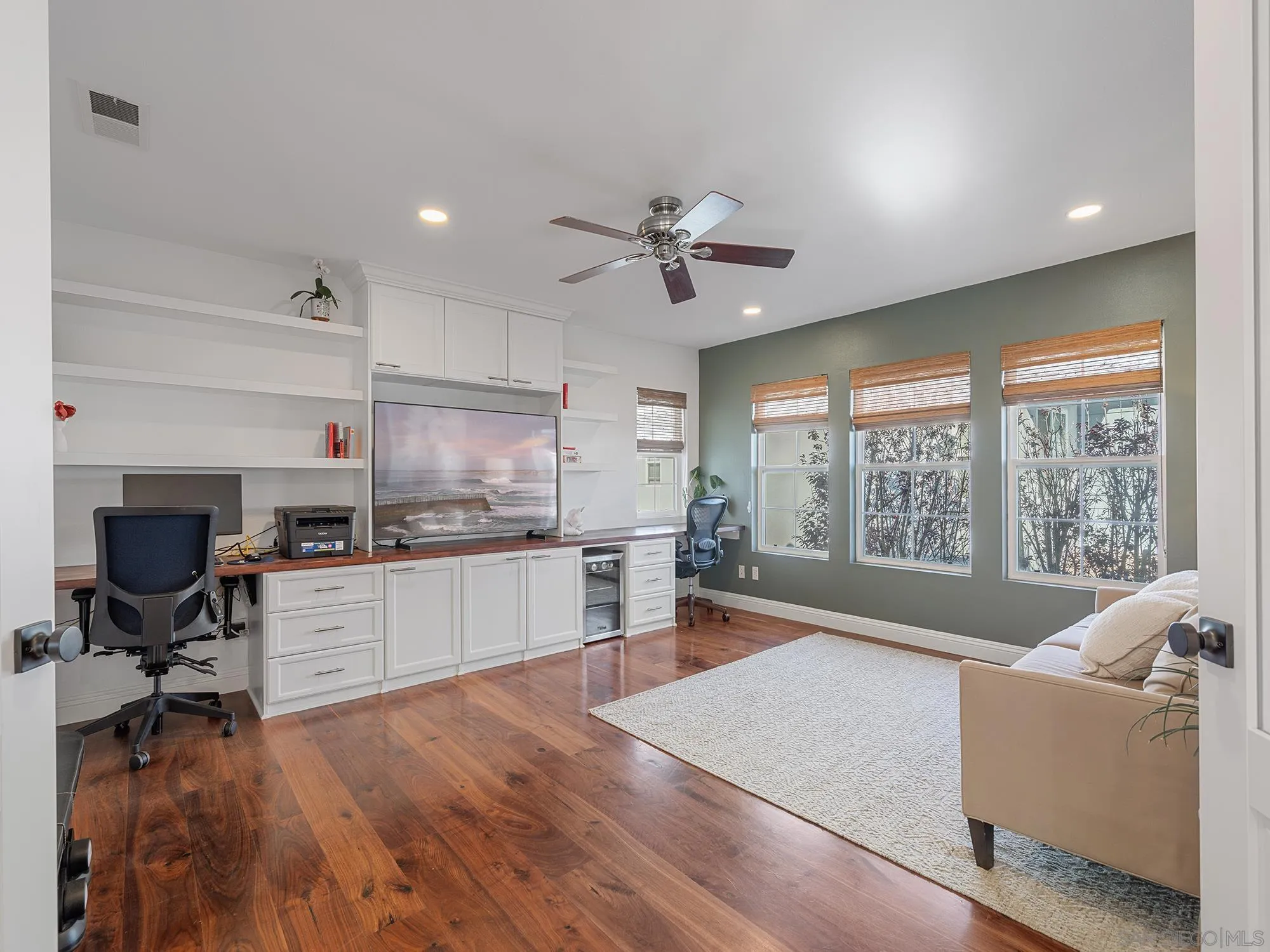 4654 Vereda Mar Del Sol