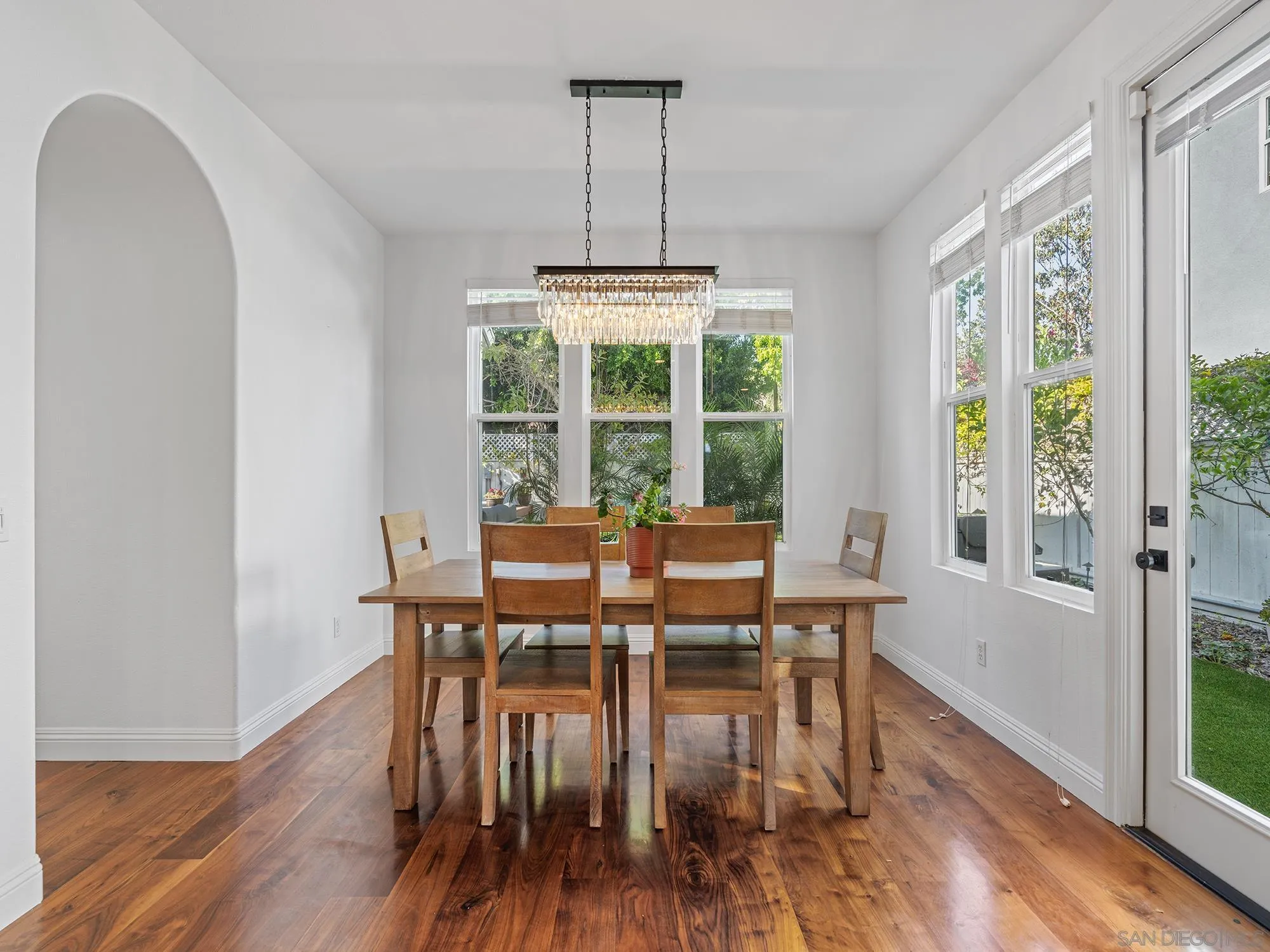 4654 Vereda Mar Del Sol