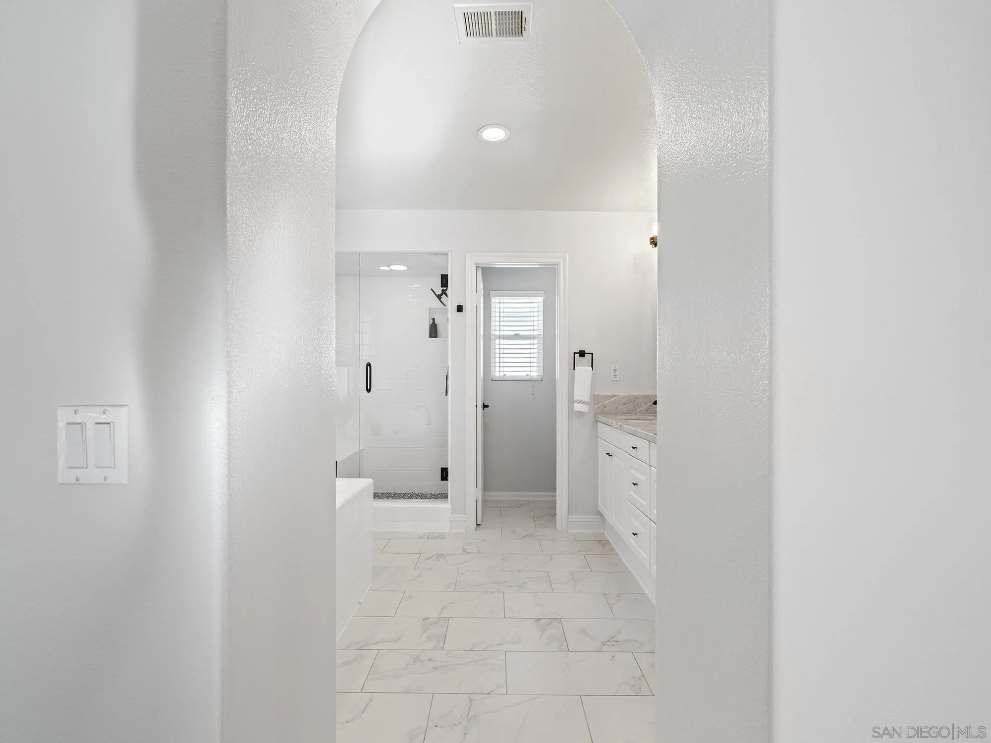 4654 Vereda Mar Del Sol