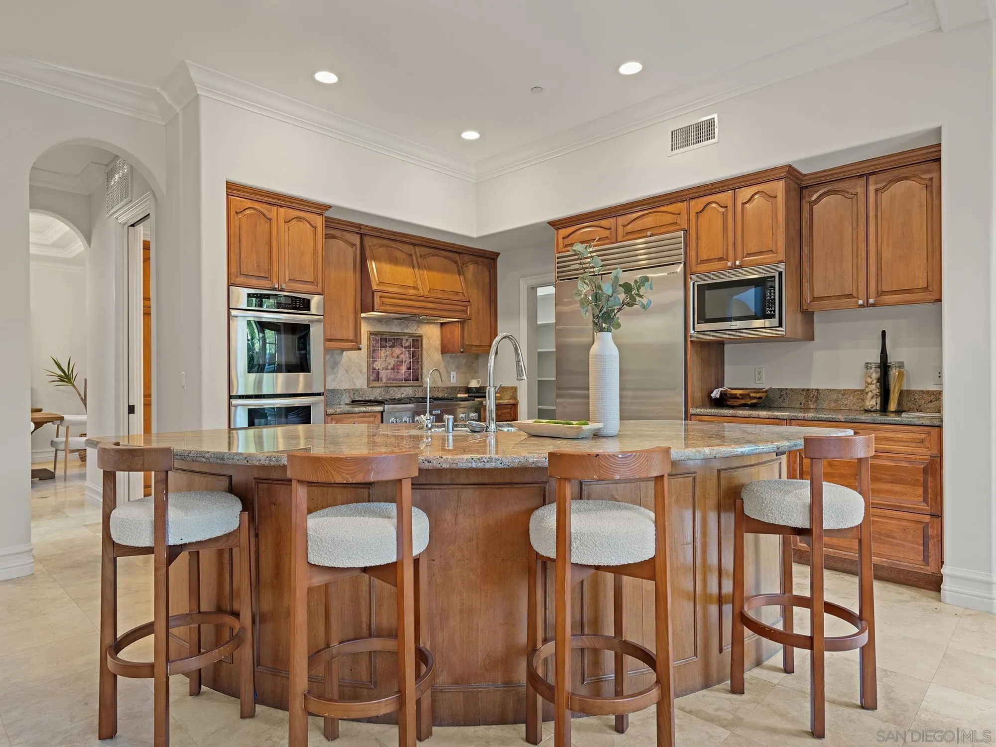 5259 Meadows Del Mar