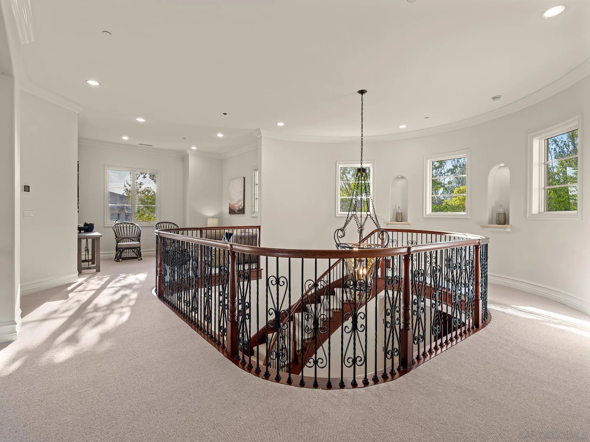 5259 Meadows Del Mar