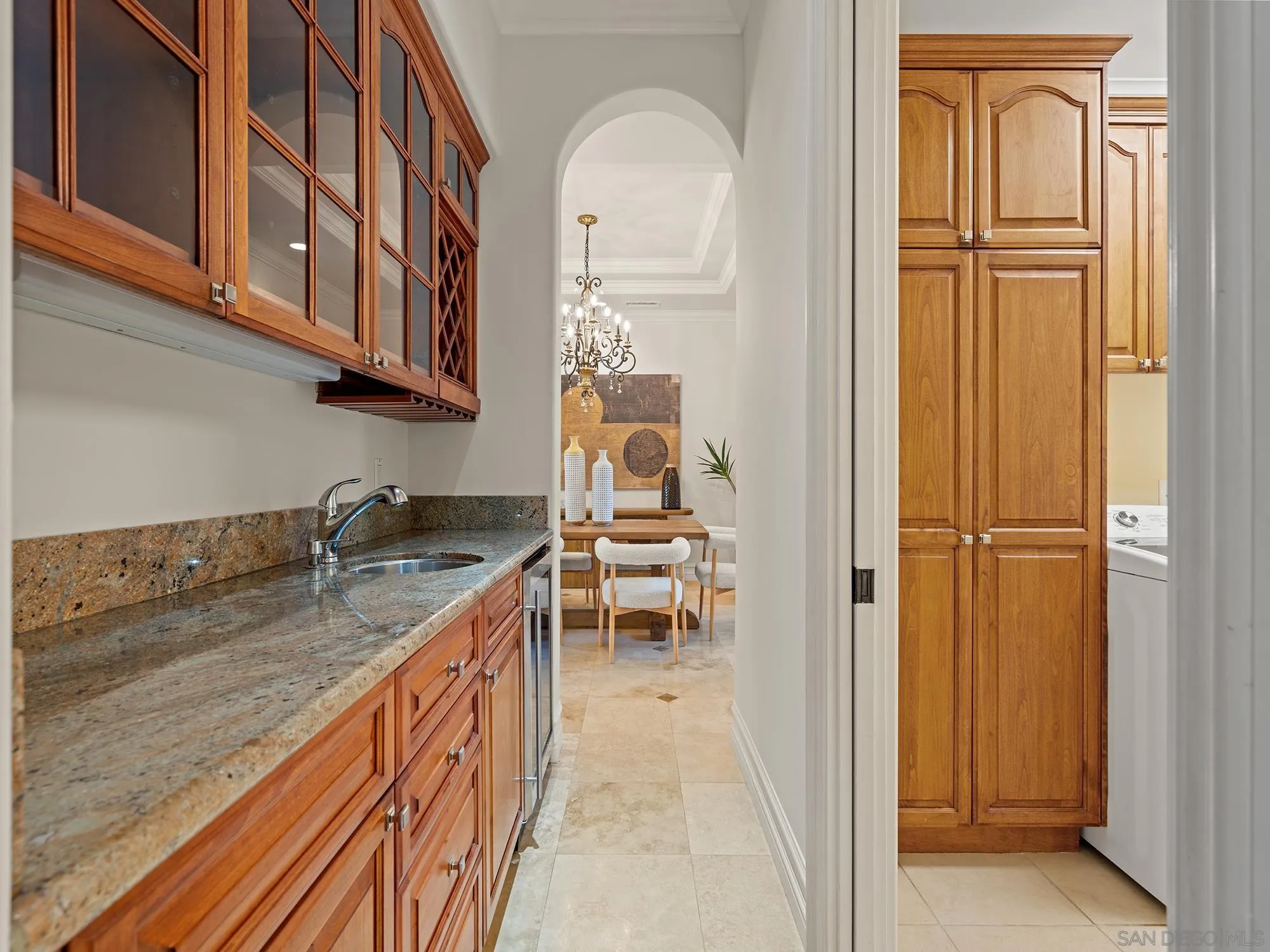 5259 Meadows Del Mar