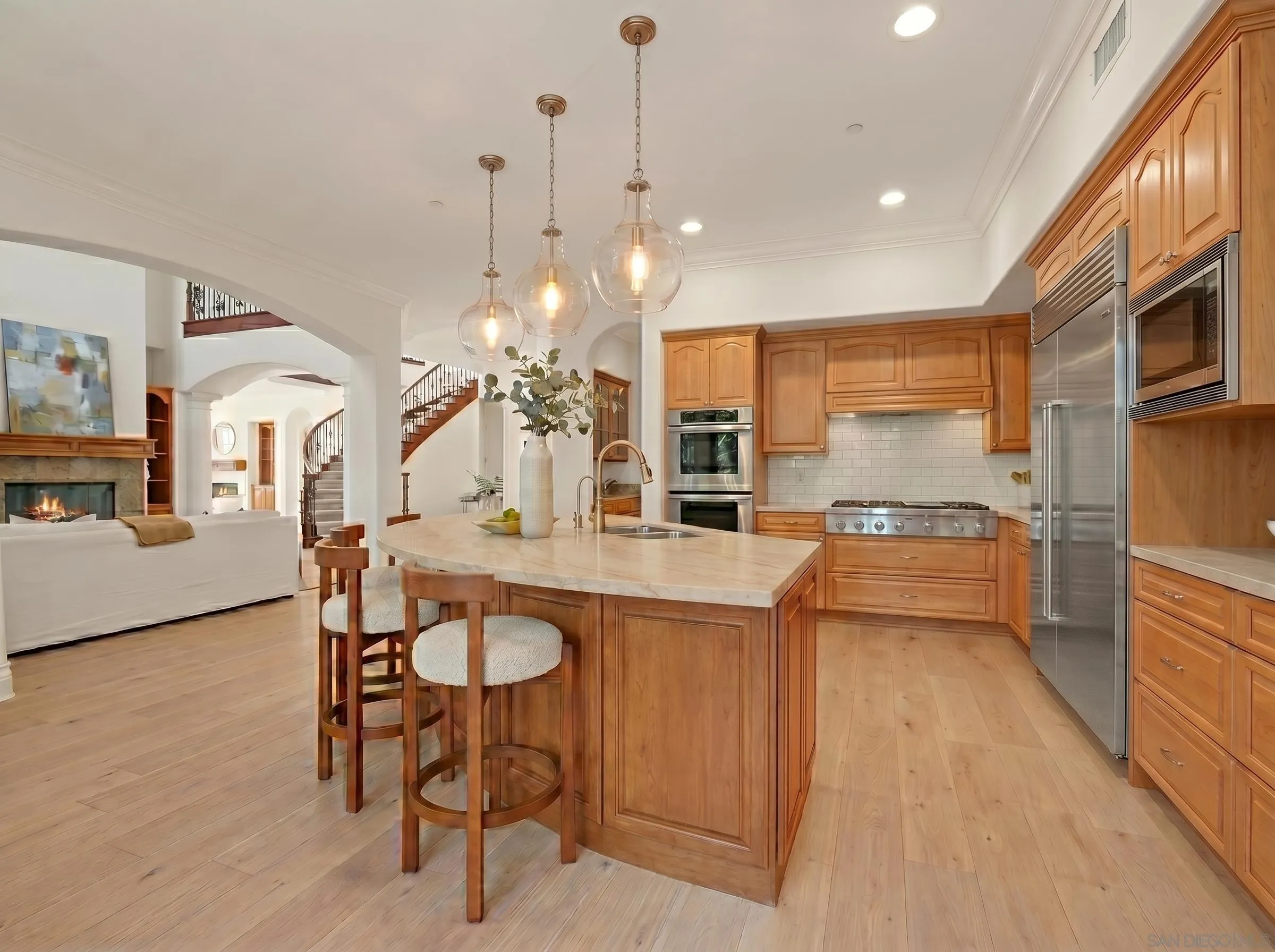 5259 Meadows Del Mar