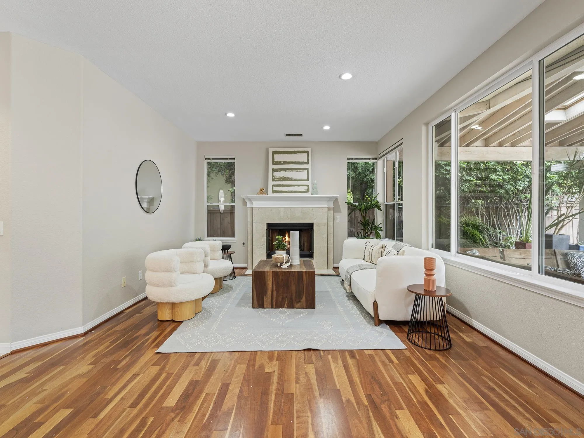 4745 Finchley Terrace