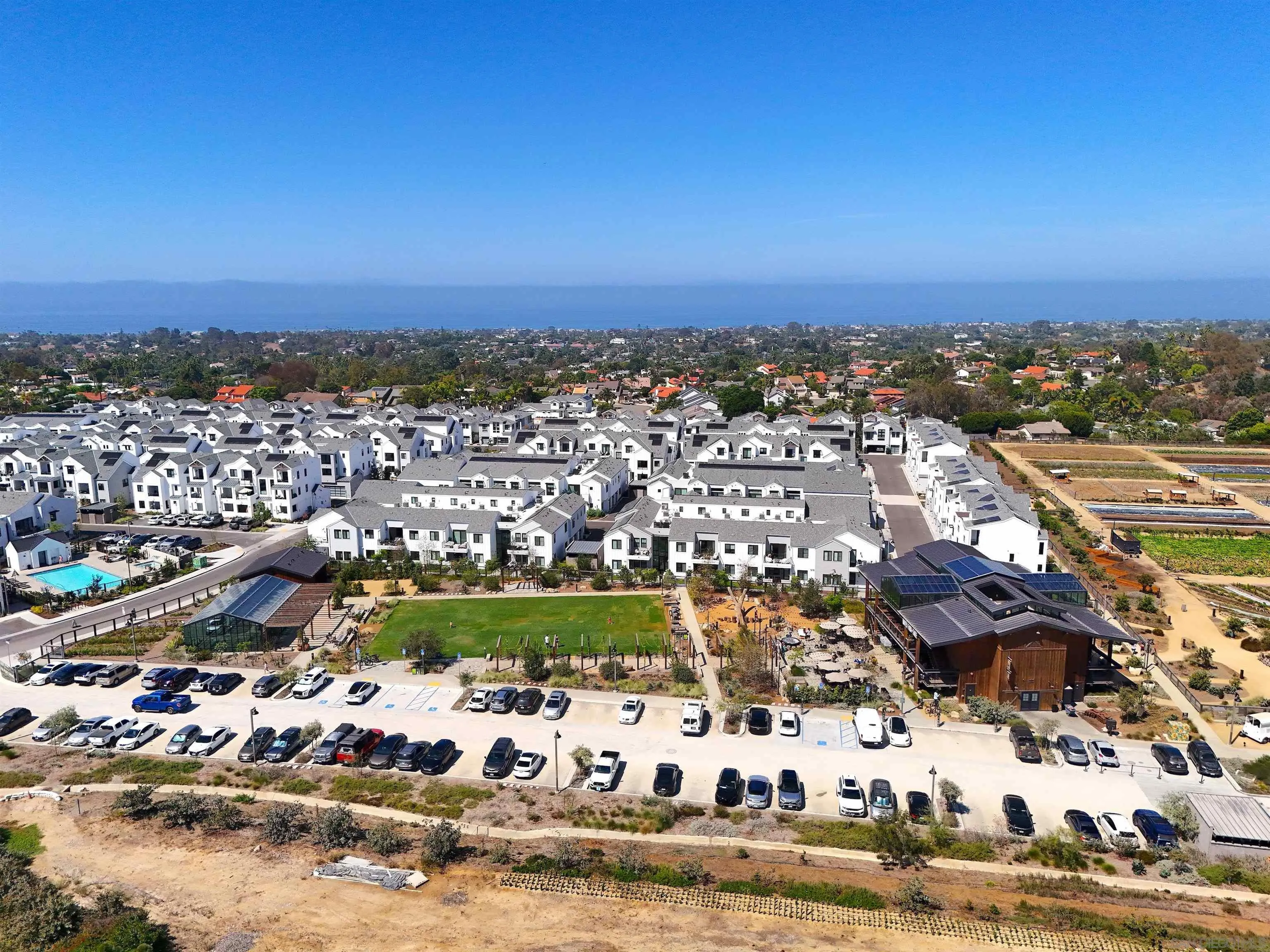 1402 Anacona Pl Unit 105