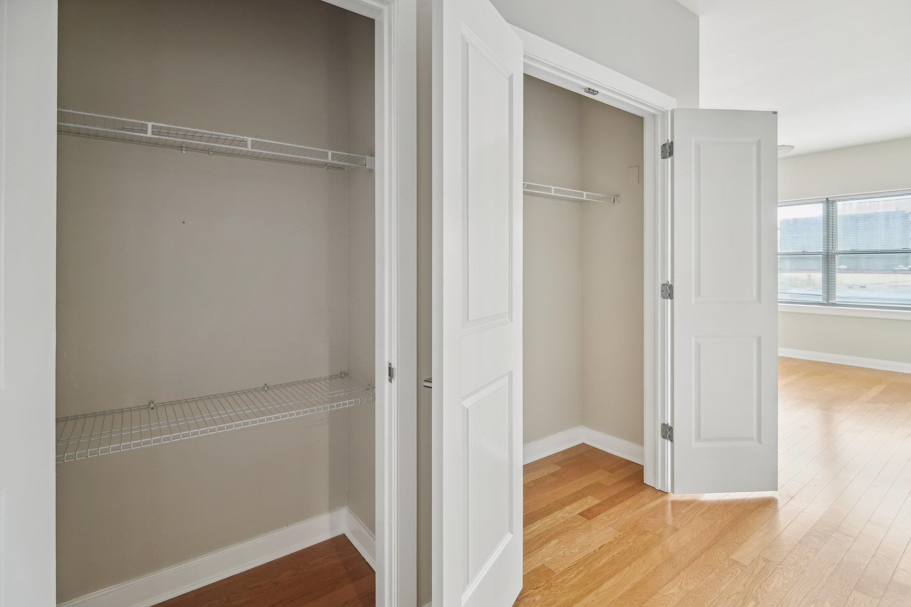 172 CULVER AVE Unit: 202