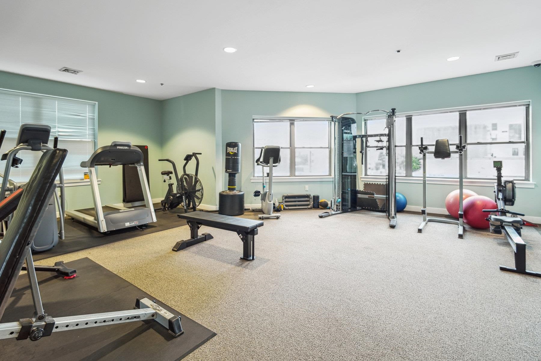 172 CULVER AVE Unit: 202