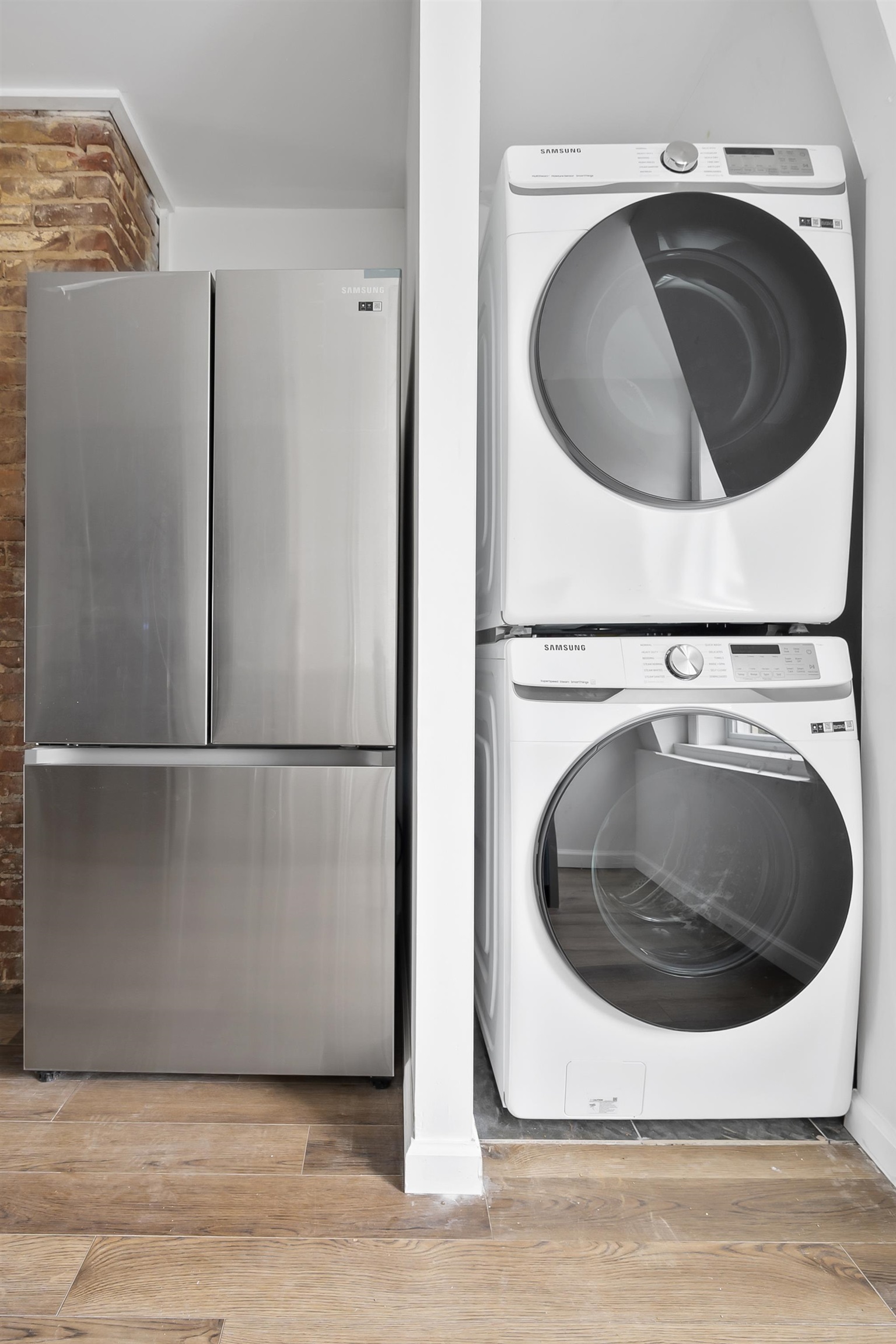 38 JEFFERSON AVE Unit: 3