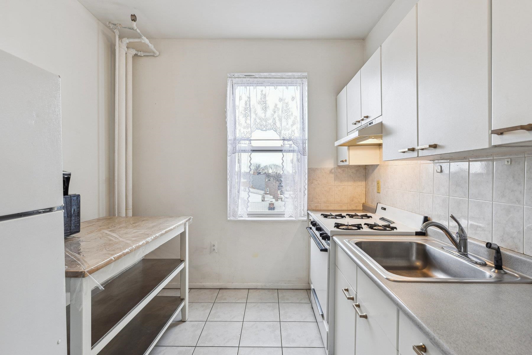 7505 PALISADE AVE Unit: D3