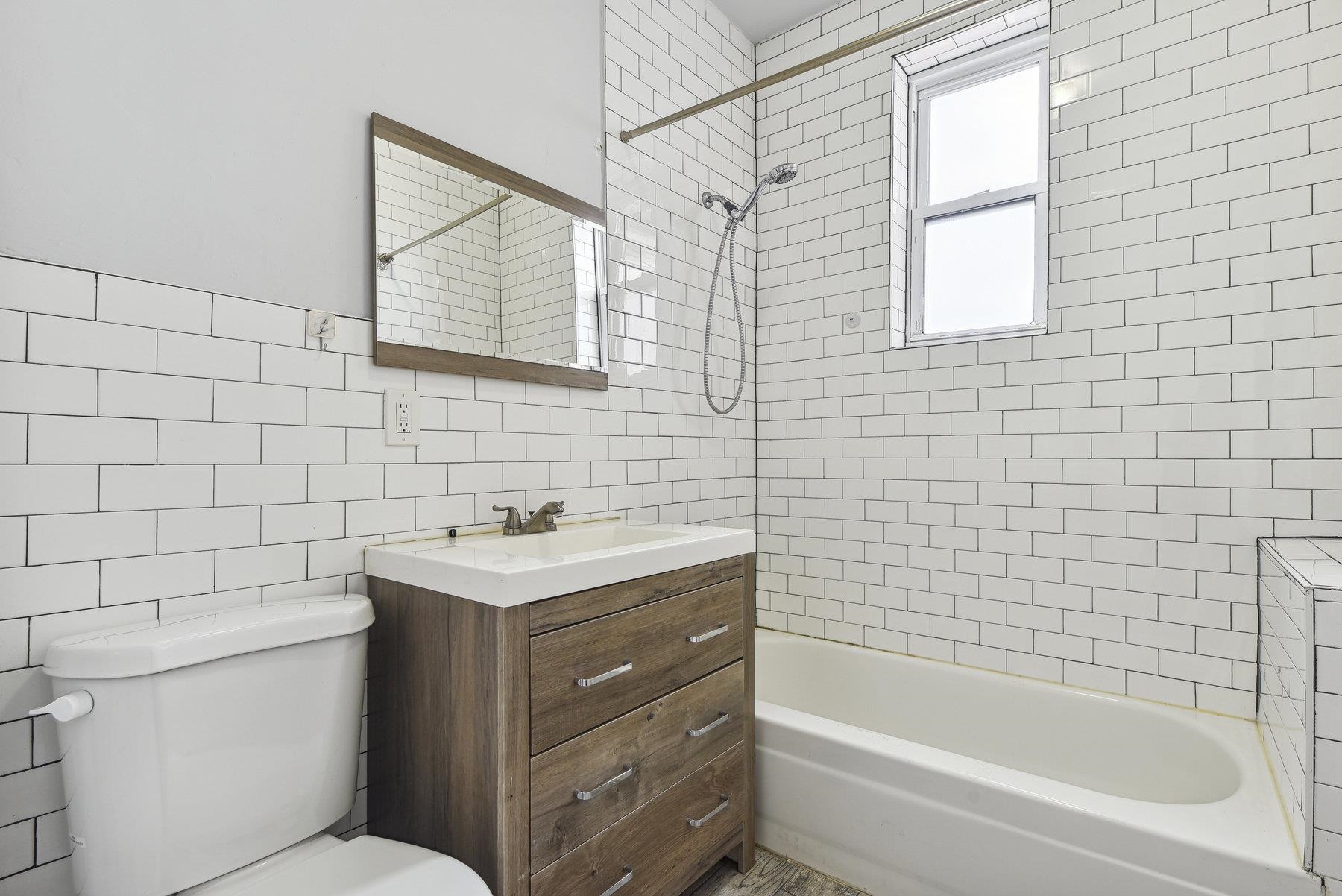 7505 PALISADE AVE Unit: D3