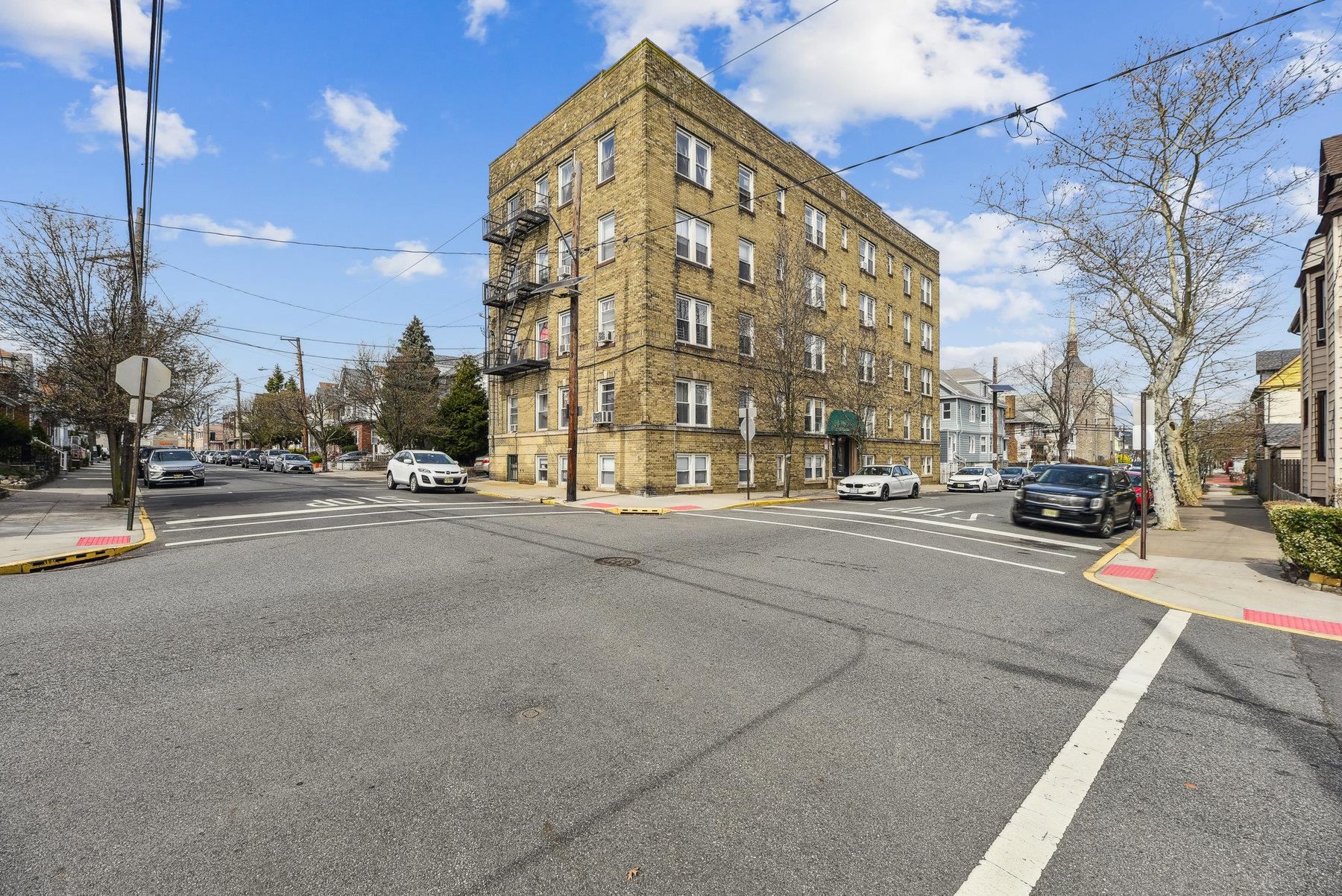 7505 PALISADE AVE Unit: D3