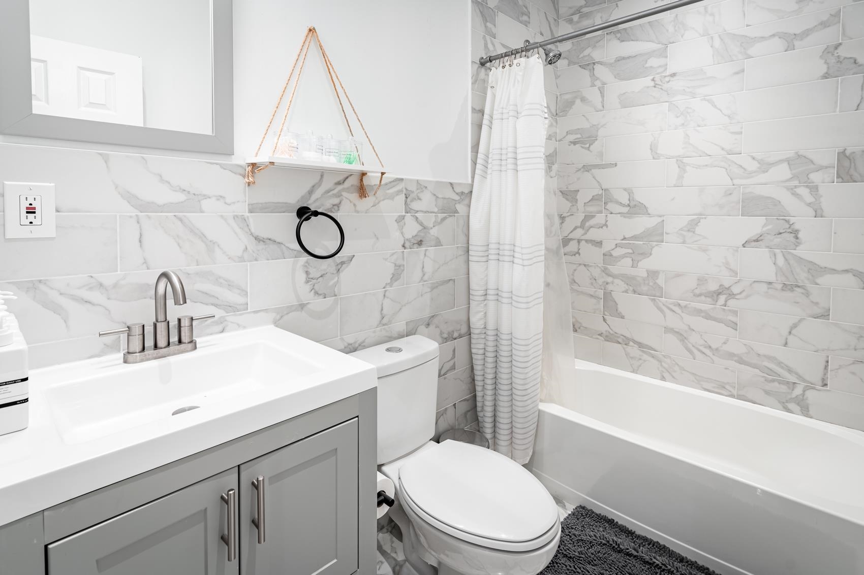 55 ATLANTIC ST Unit: unit 1