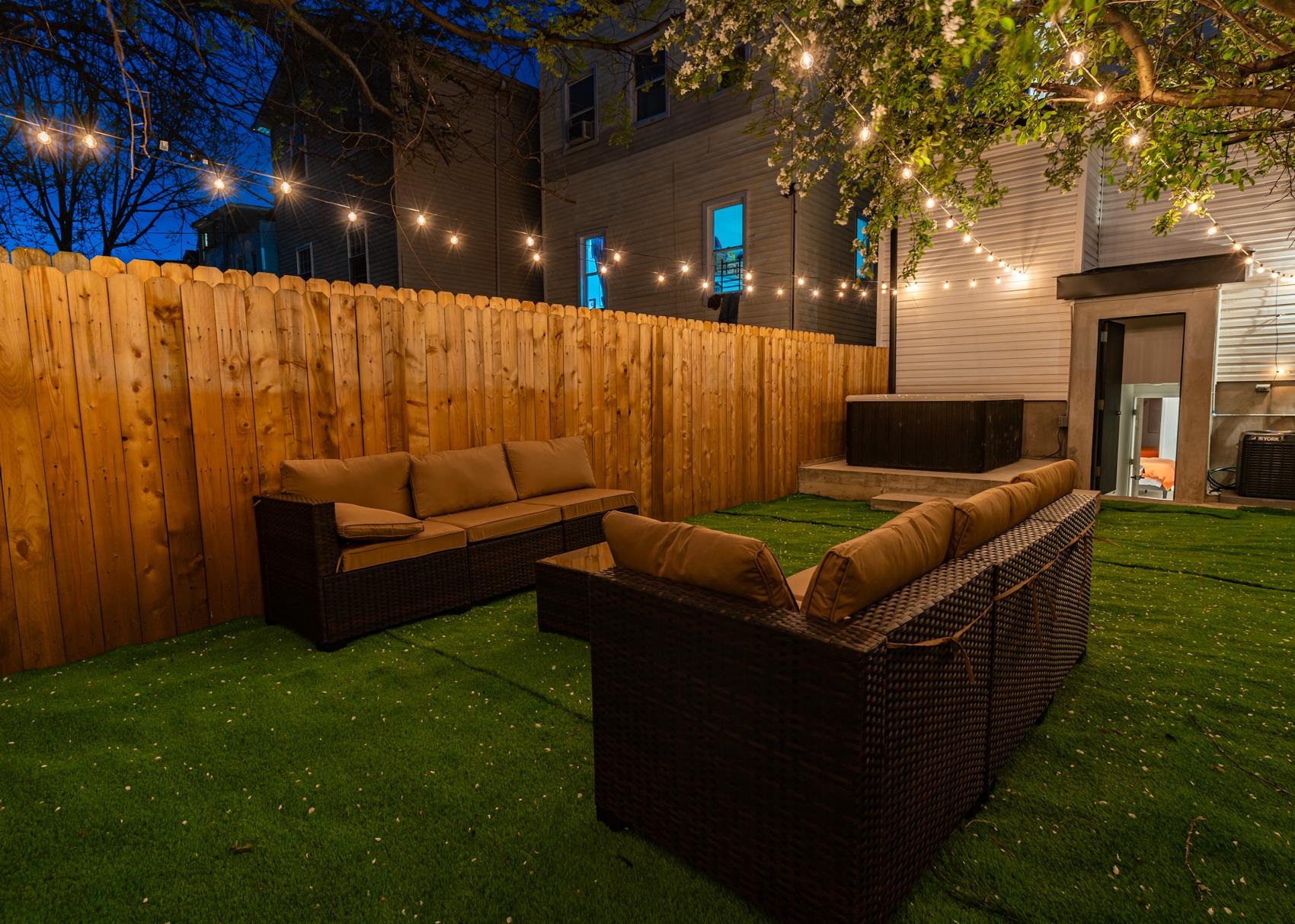 55 ATLANTIC ST Unit: unit 1