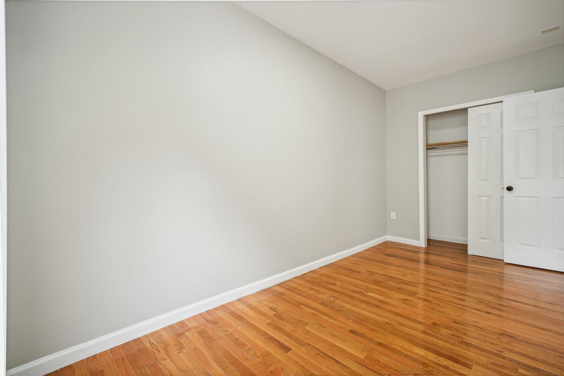 125 KEARNEY AVE Unit: 1