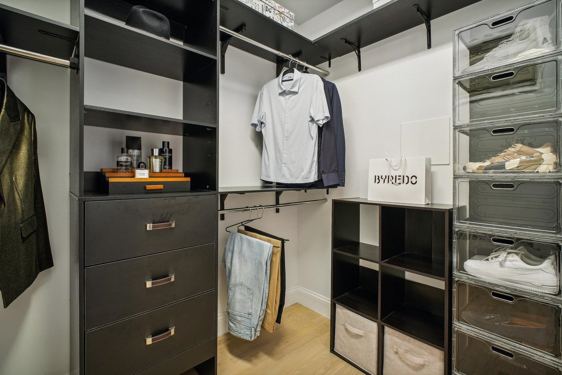 2520 JOHN F KENNEDY BLVD Unit: 1J