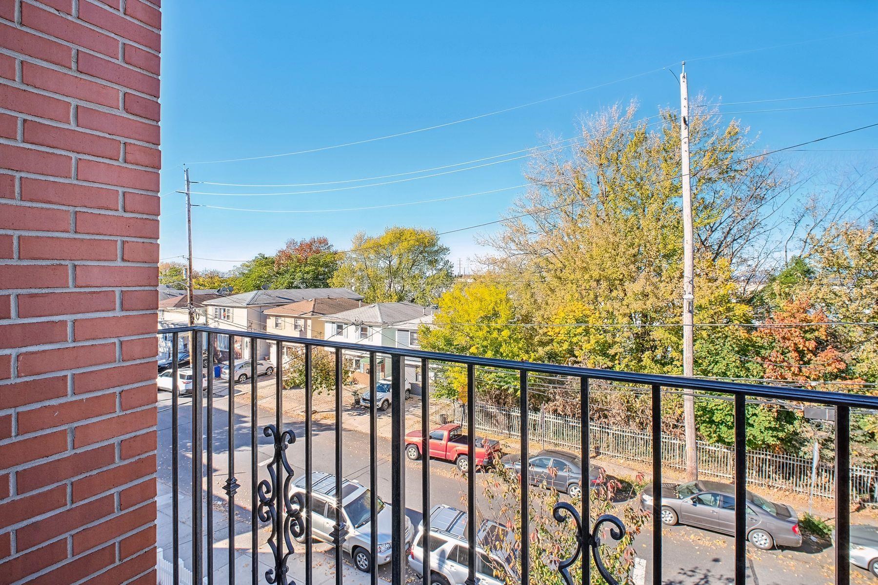 330 TERRACE AVE Unit: 2