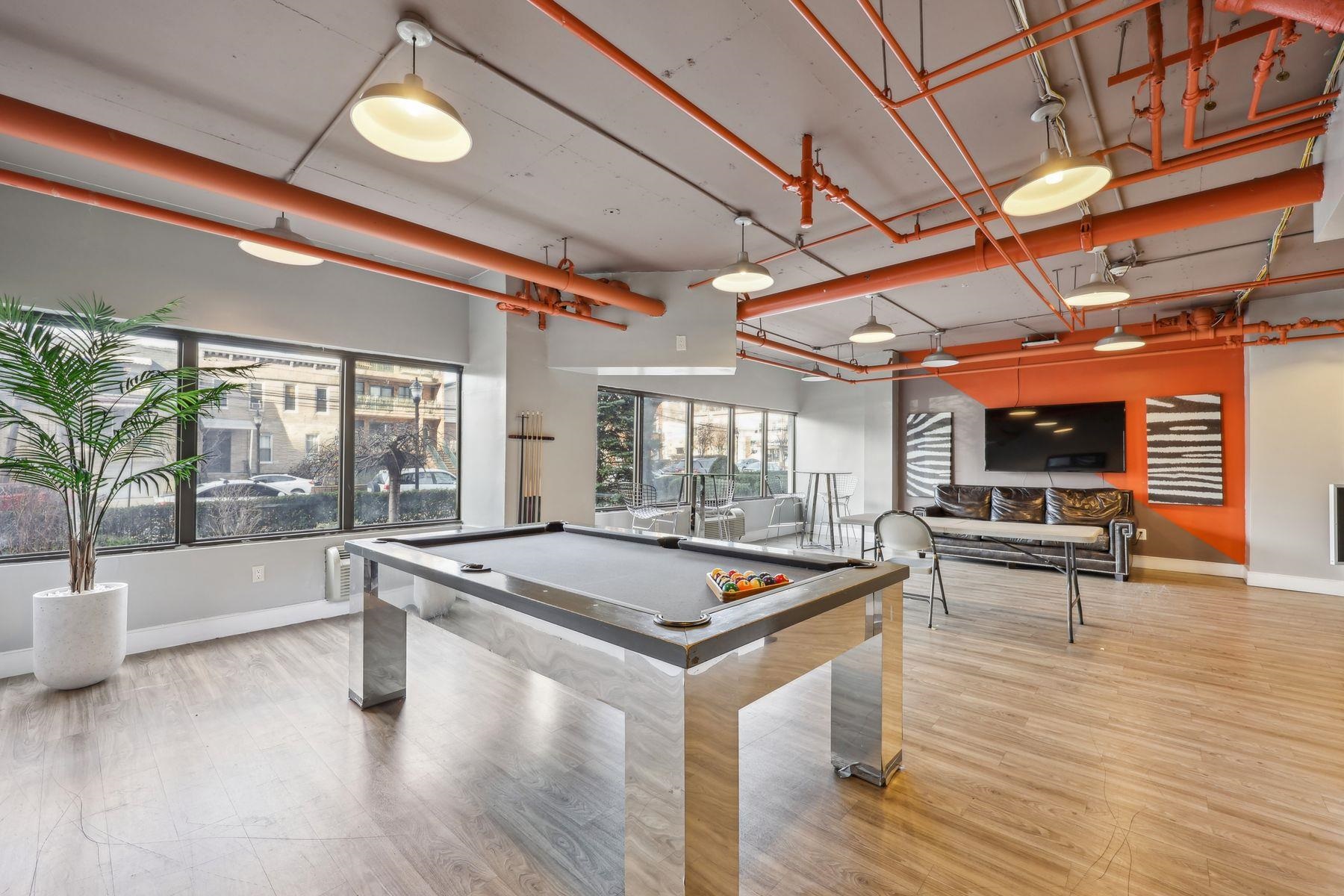 500 CENTRAL AVE Unit: 420