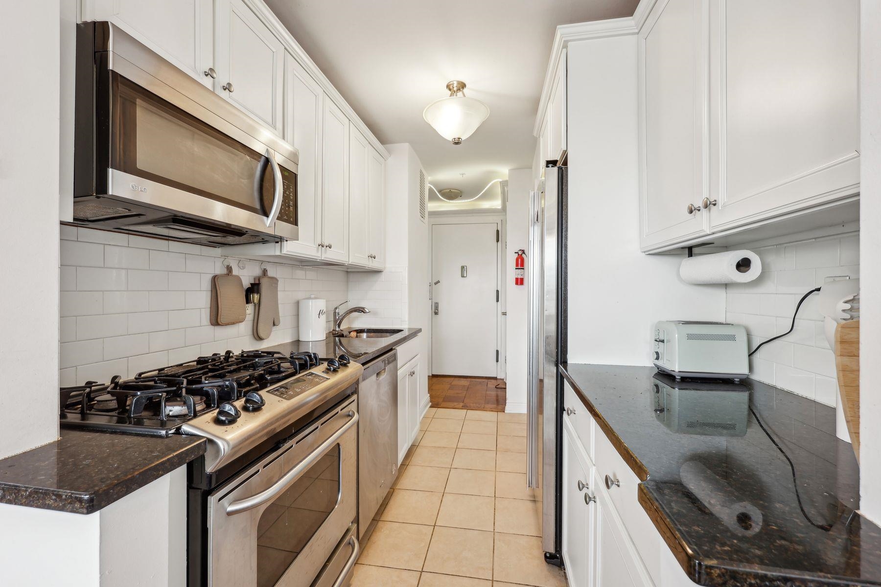 500 CENTRAL AVE Unit: 420