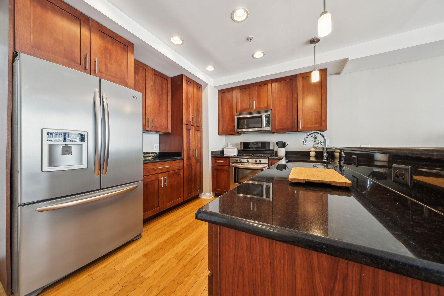 99 MONTGOMERY ST Unit: 5B