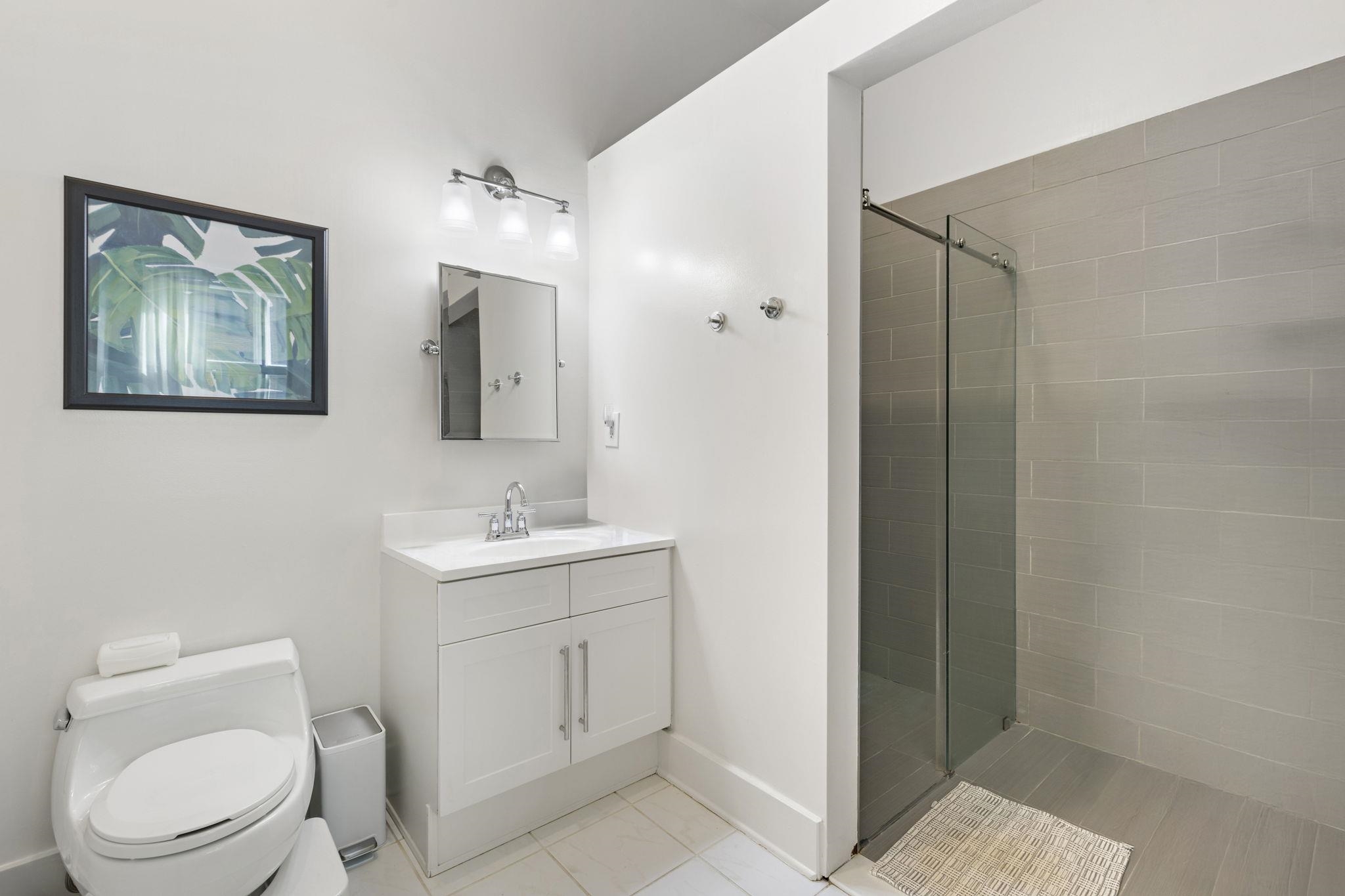 187 WARREN ST Unit: 208