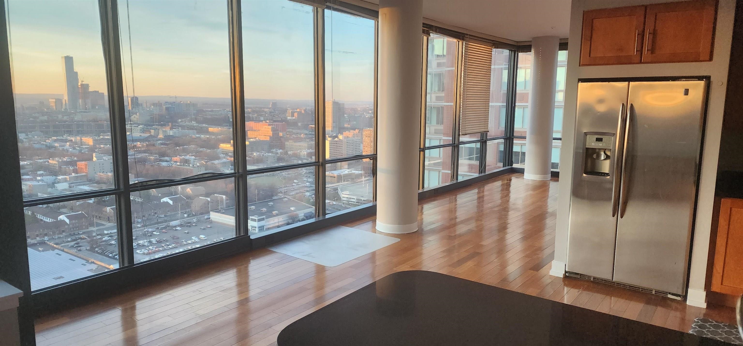 389 WASHINGTON ST Unit: 32E