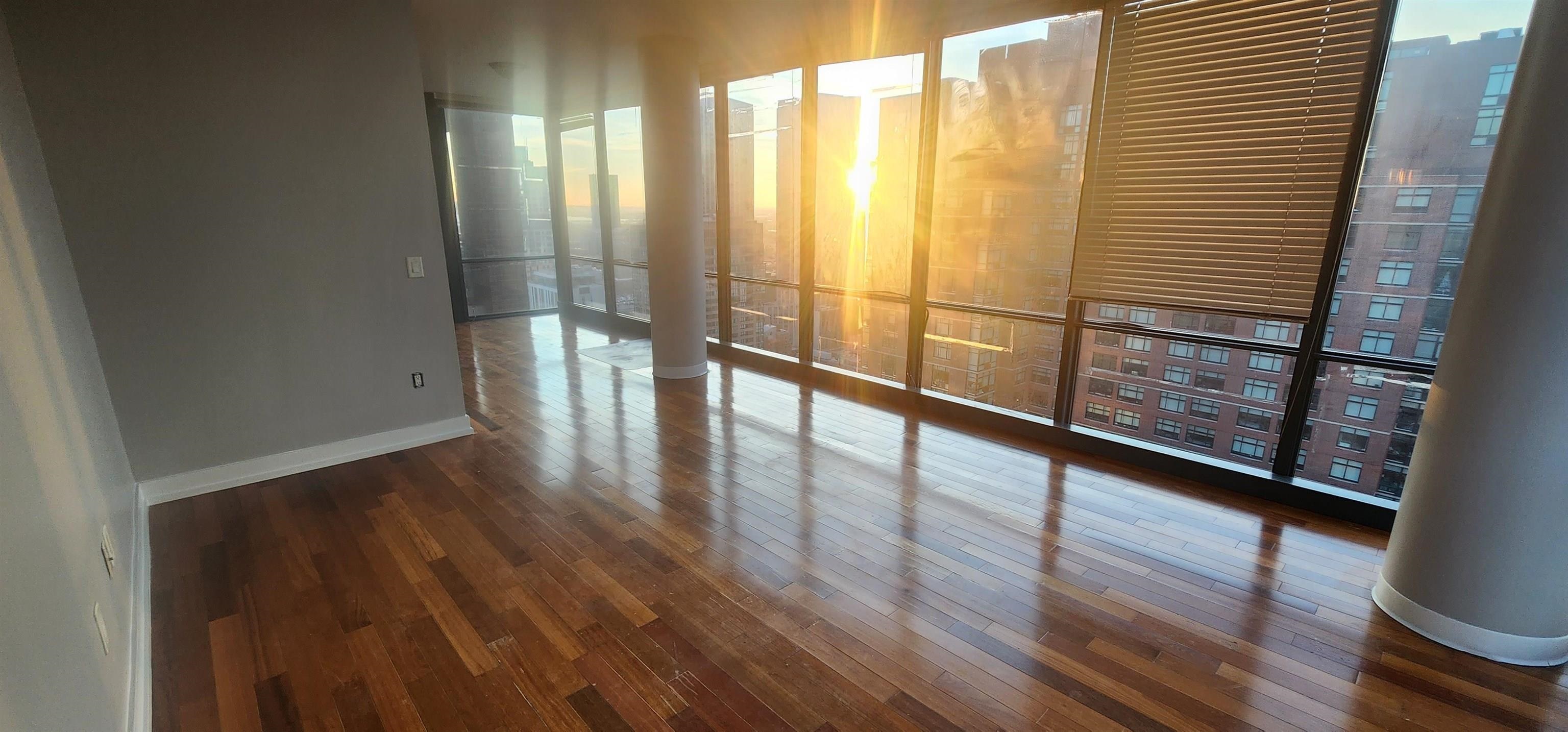 389 WASHINGTON ST Unit: 32E