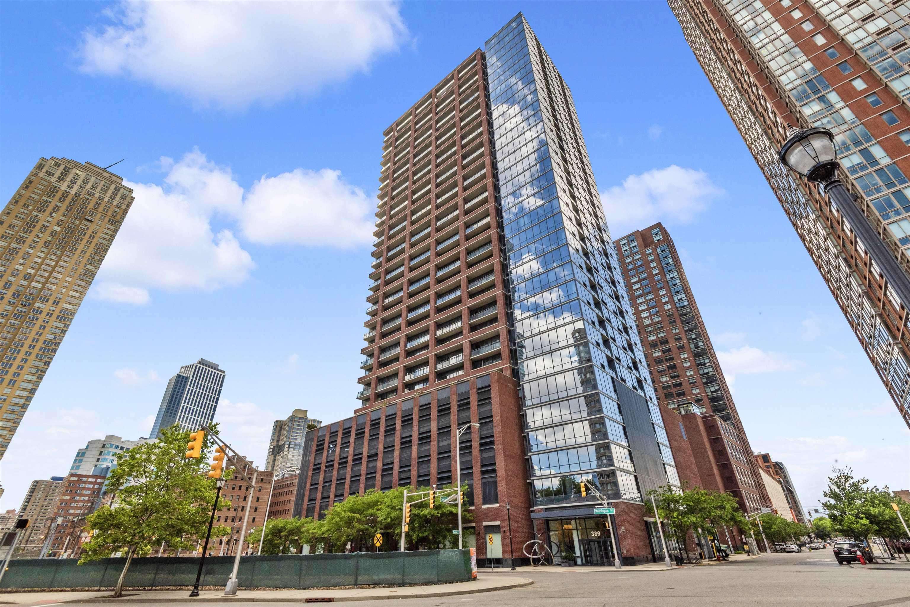 389 WASHINGTON ST Unit: 32E