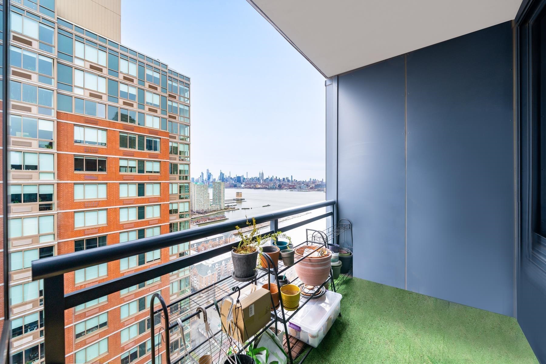 389 WASHINGTON ST Unit: 32E