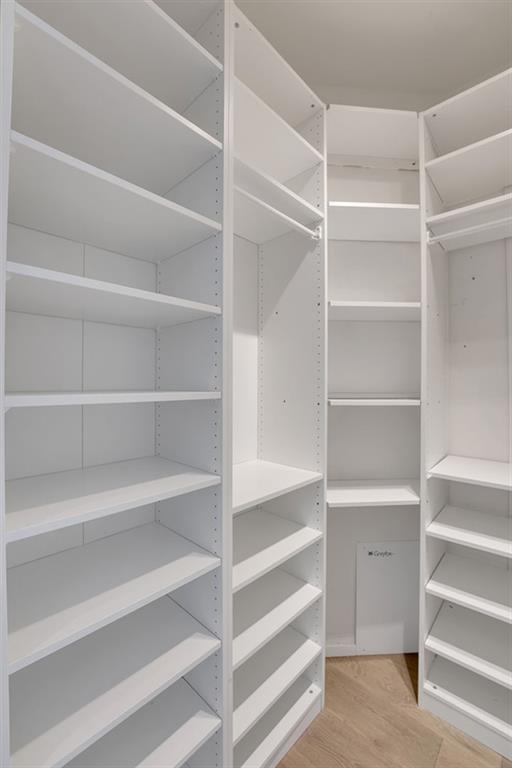 15 WARREN ST Unit: 424