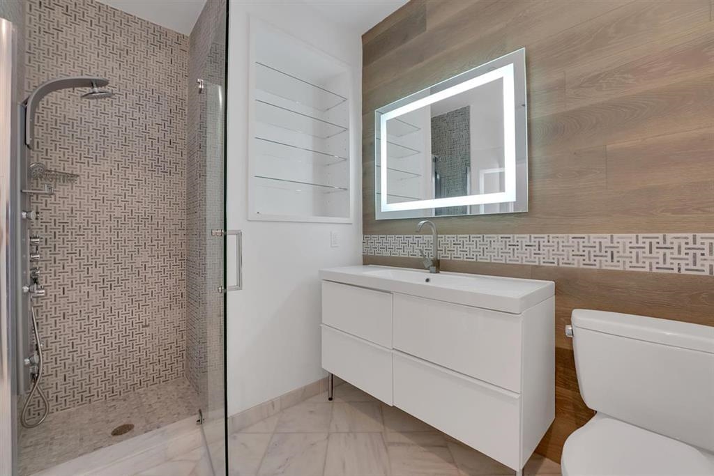 15 WARREN ST Unit: 424