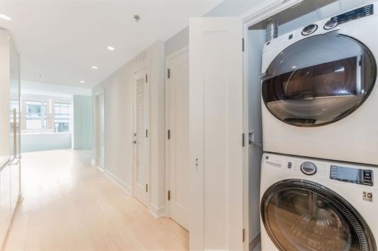 1000 MAXWELL LANE Unit: 11E