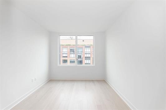 1000 MAXWELL LANE Unit: 11E