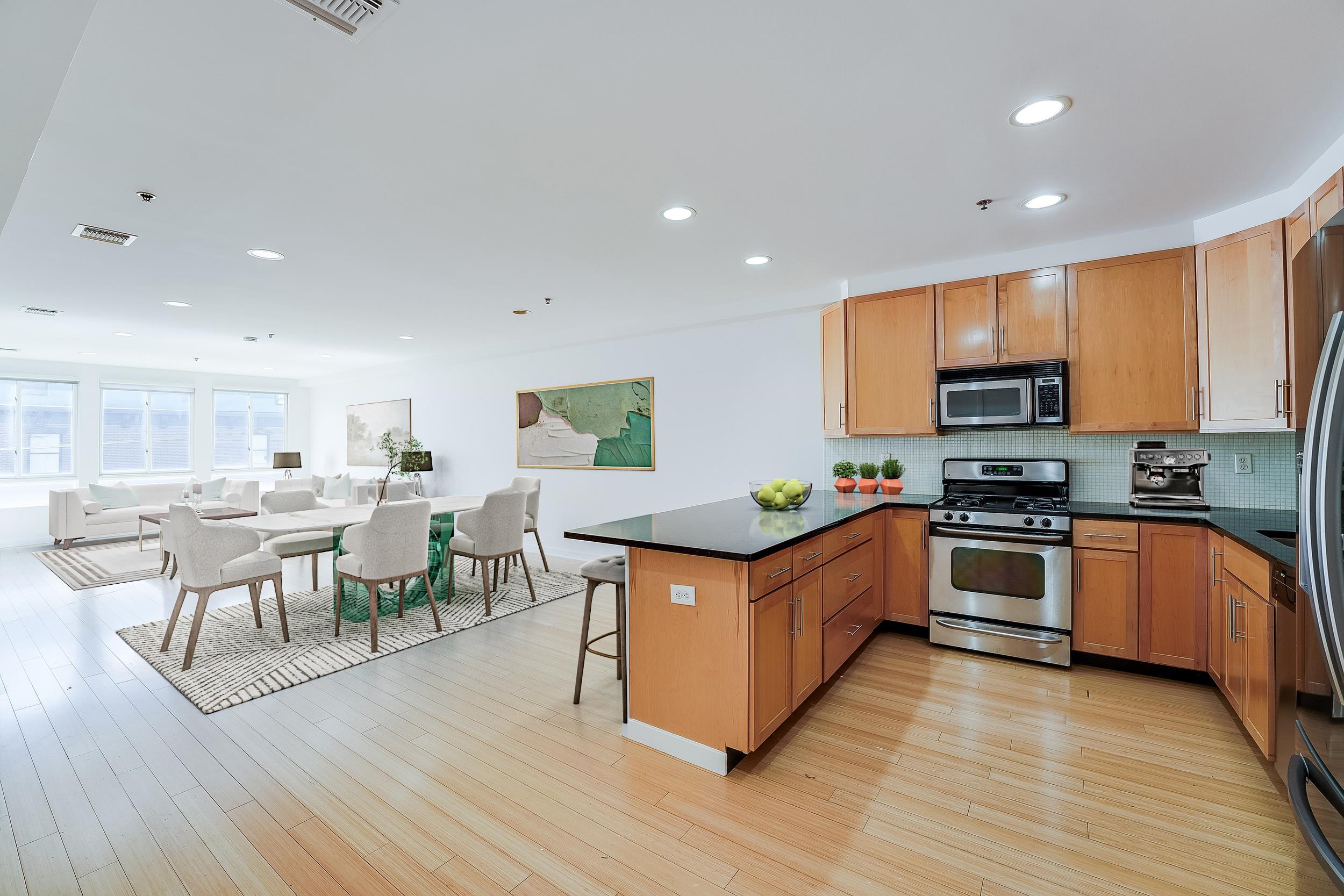 402 MADISON ST Unit: 4