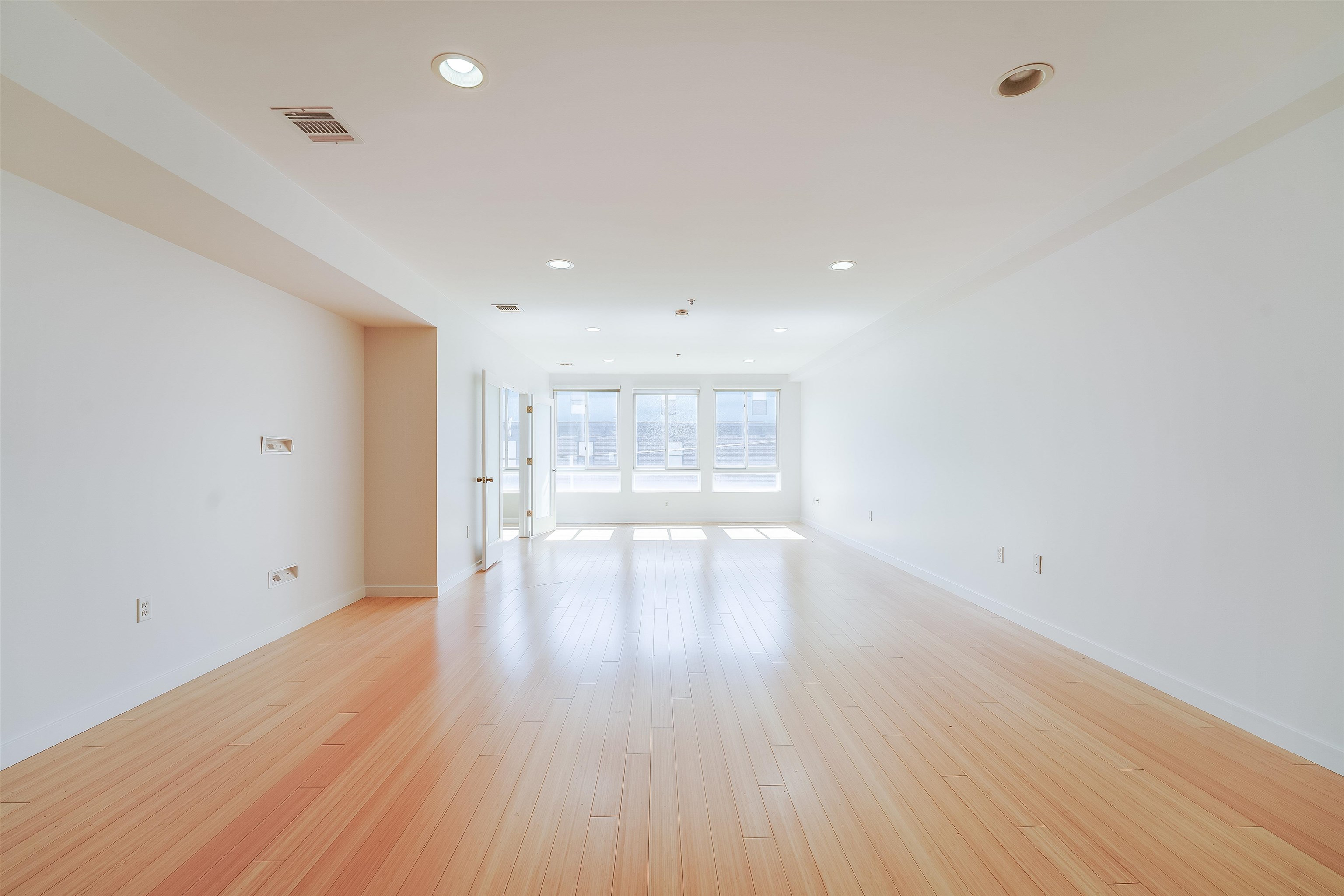 402 MADISON ST Unit: 4