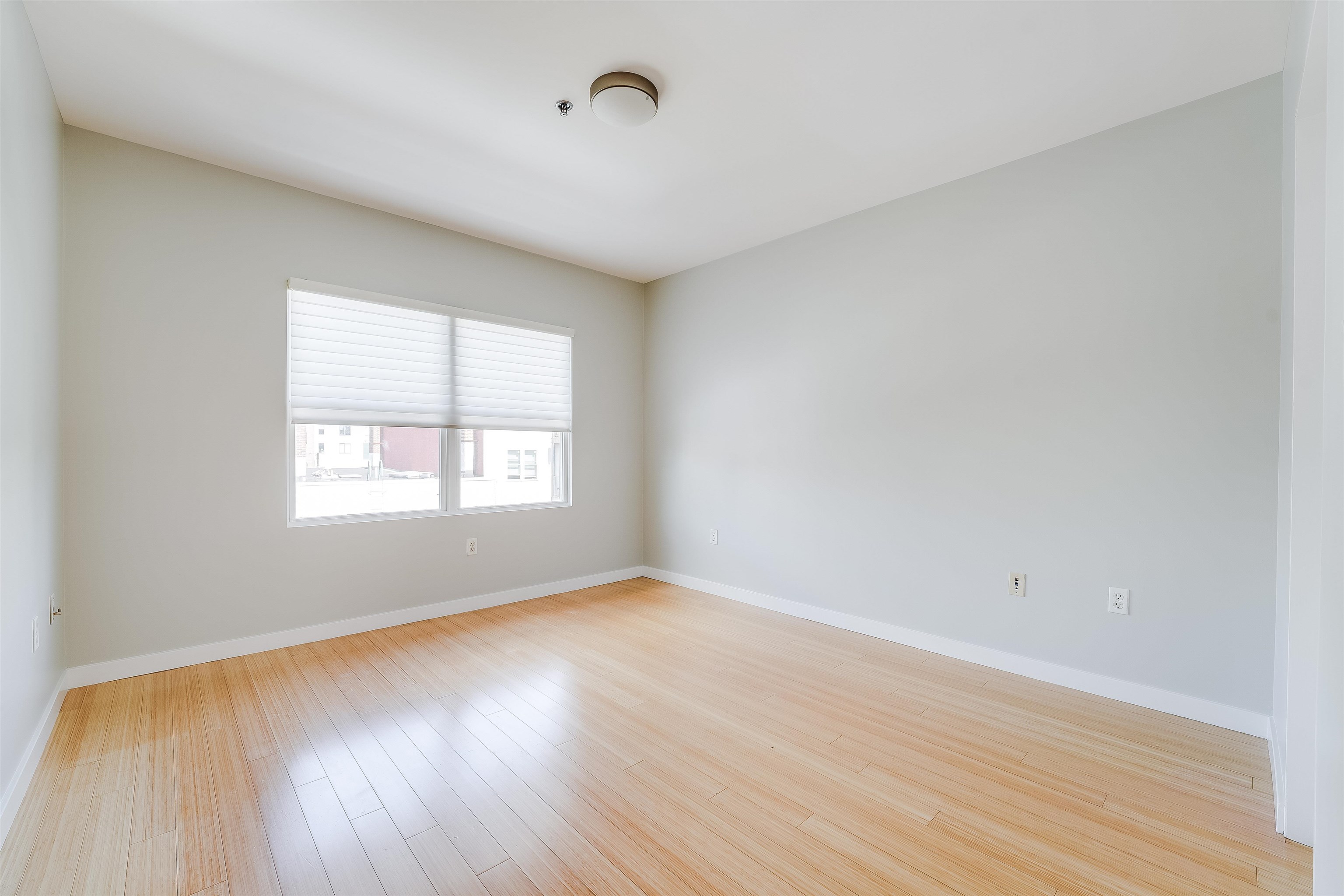 402 MADISON ST Unit: 4