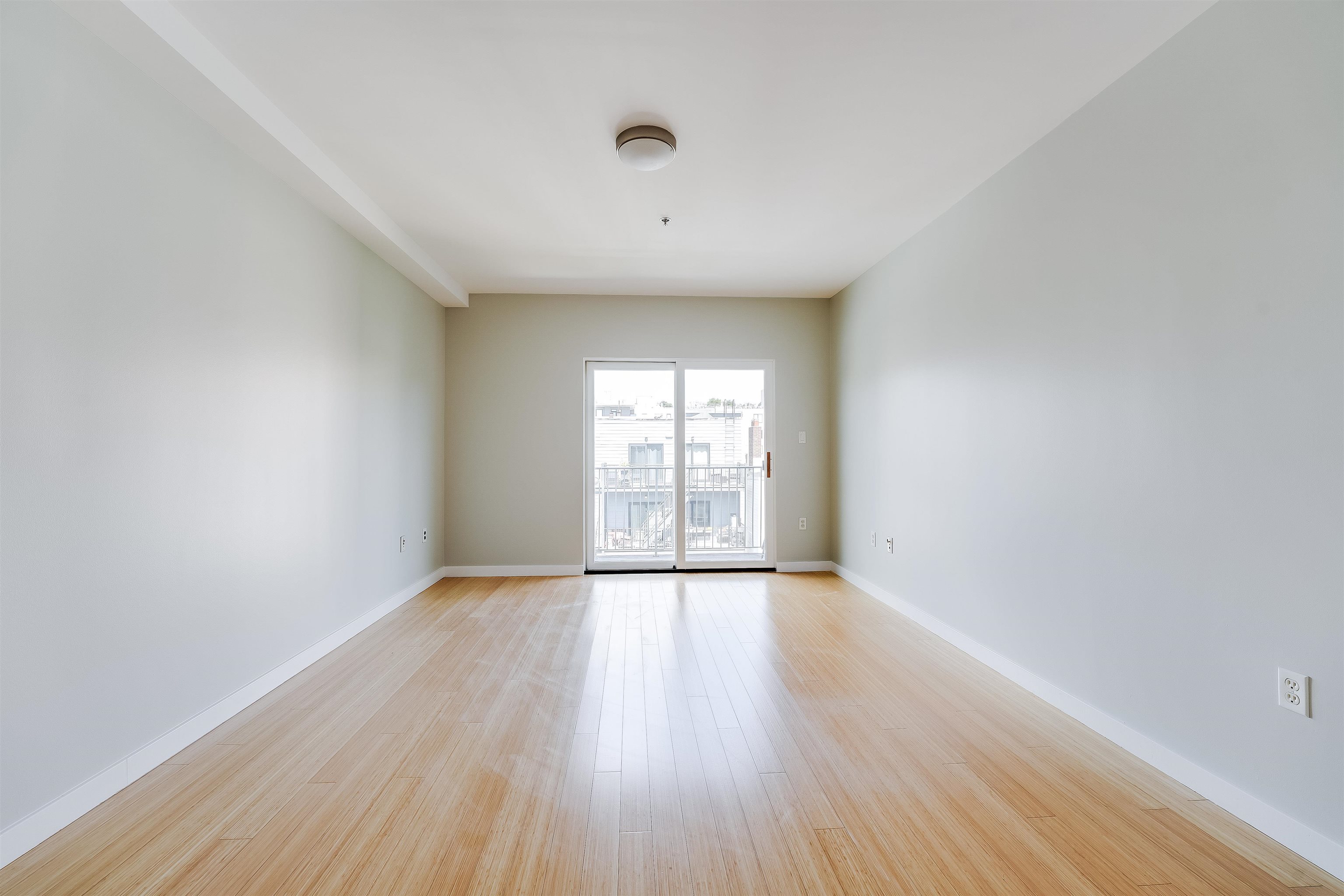 402 MADISON ST Unit: 4