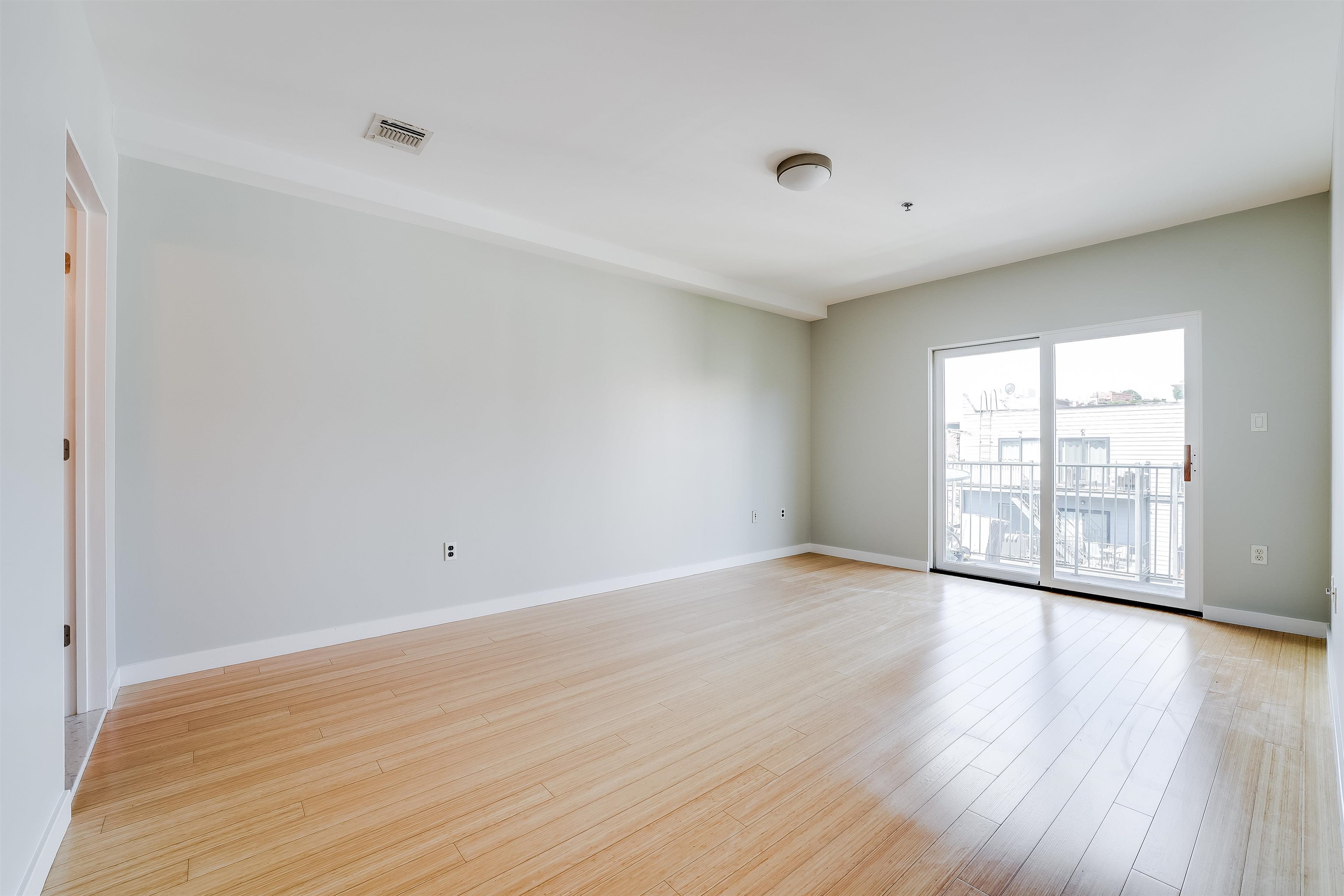 402 MADISON ST Unit: 4