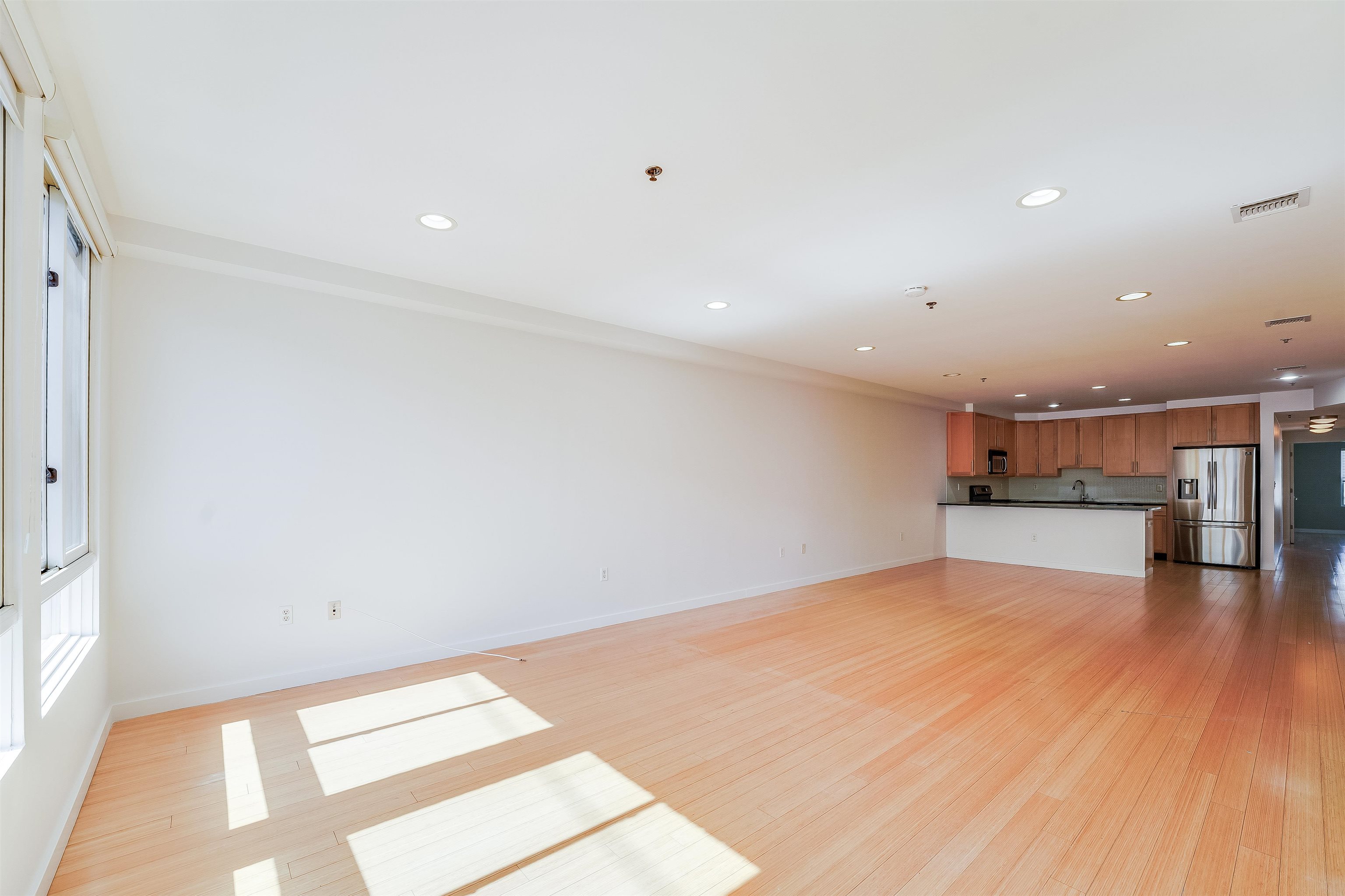 402 MADISON ST Unit: 4