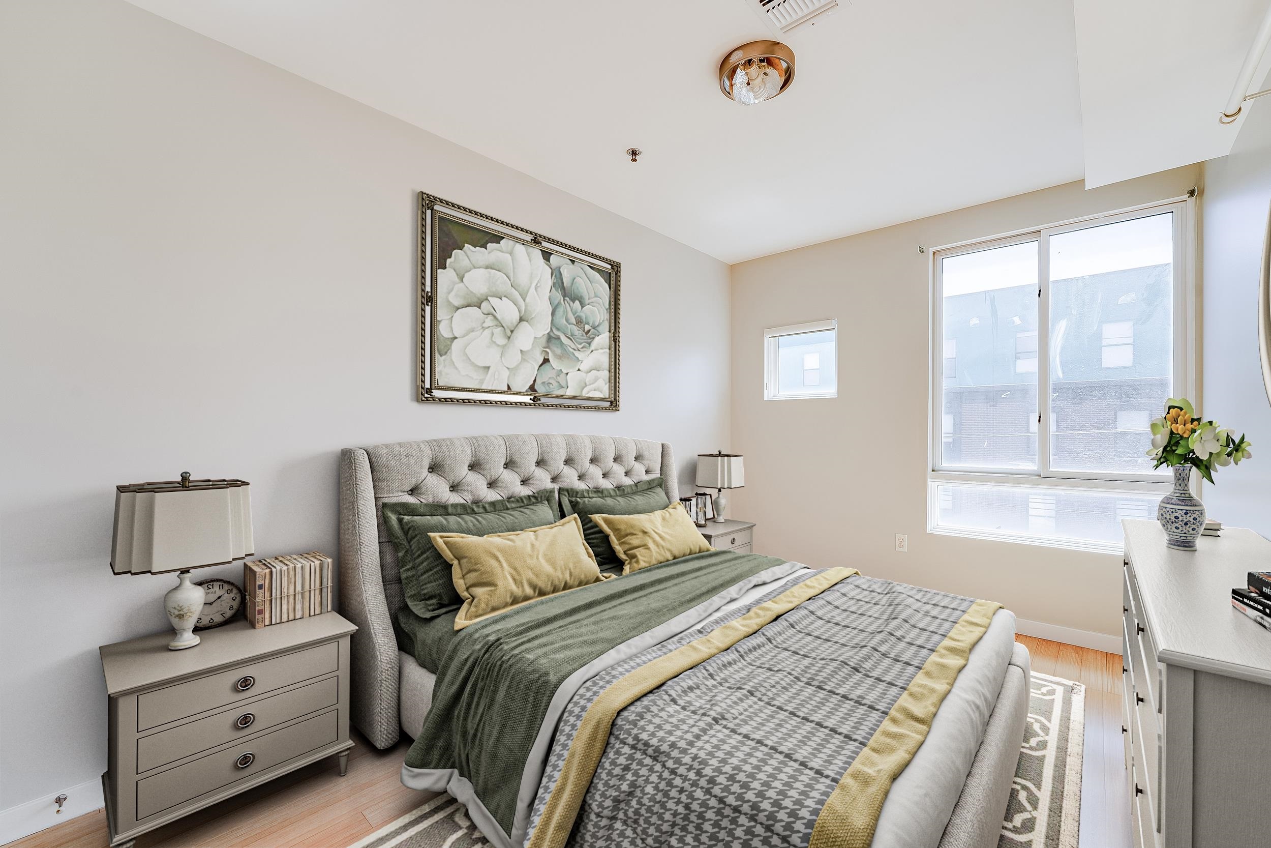 402 MADISON ST Unit: 4