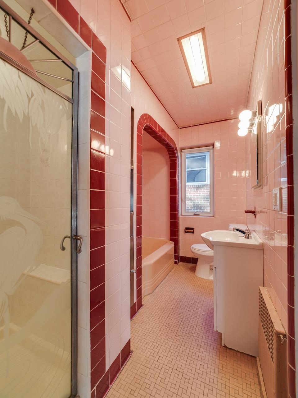 7501 BLVD EAST Unit: B