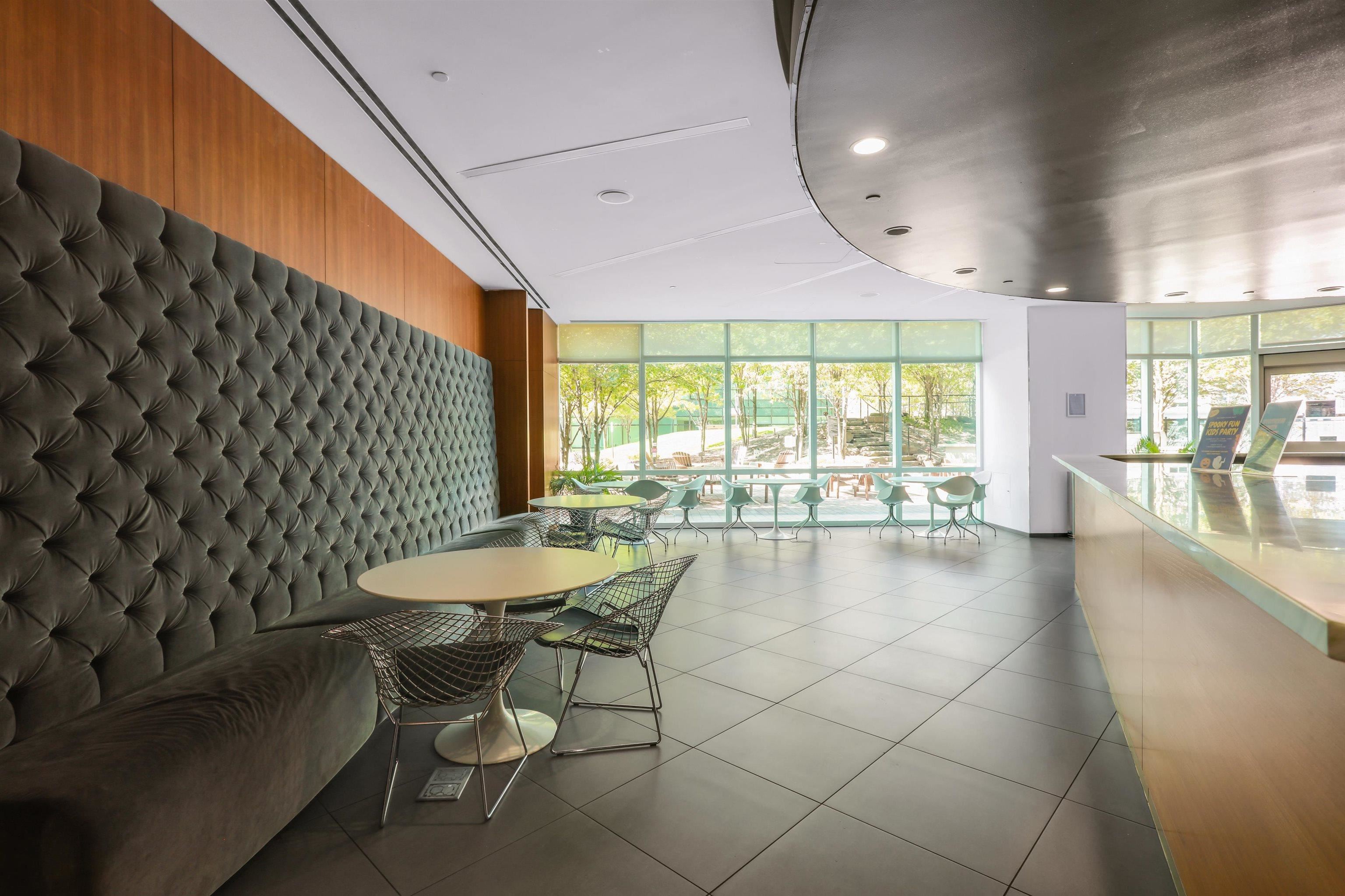 77 HUDSON ST Unit: 2701