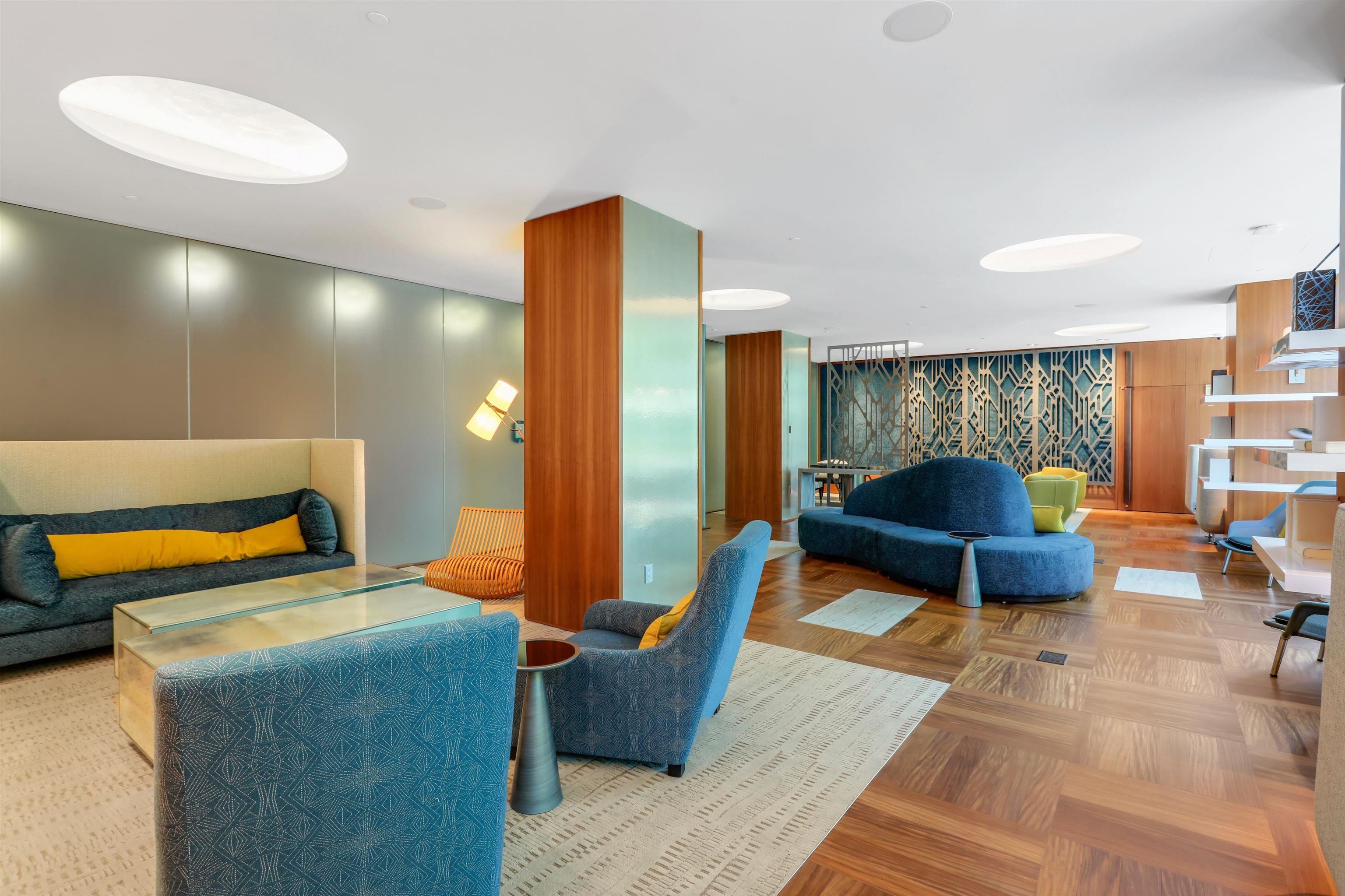 77 HUDSON ST Unit: 2701