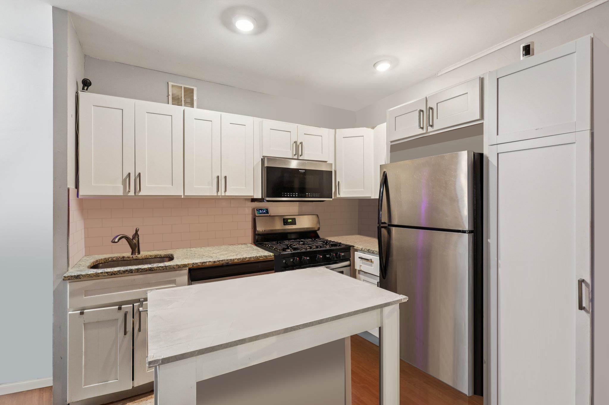 7505 PALISADE AVE Unit: A2