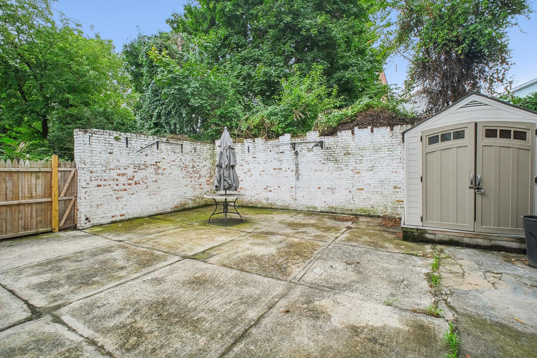 125 KEARNEY AVE Unit: A