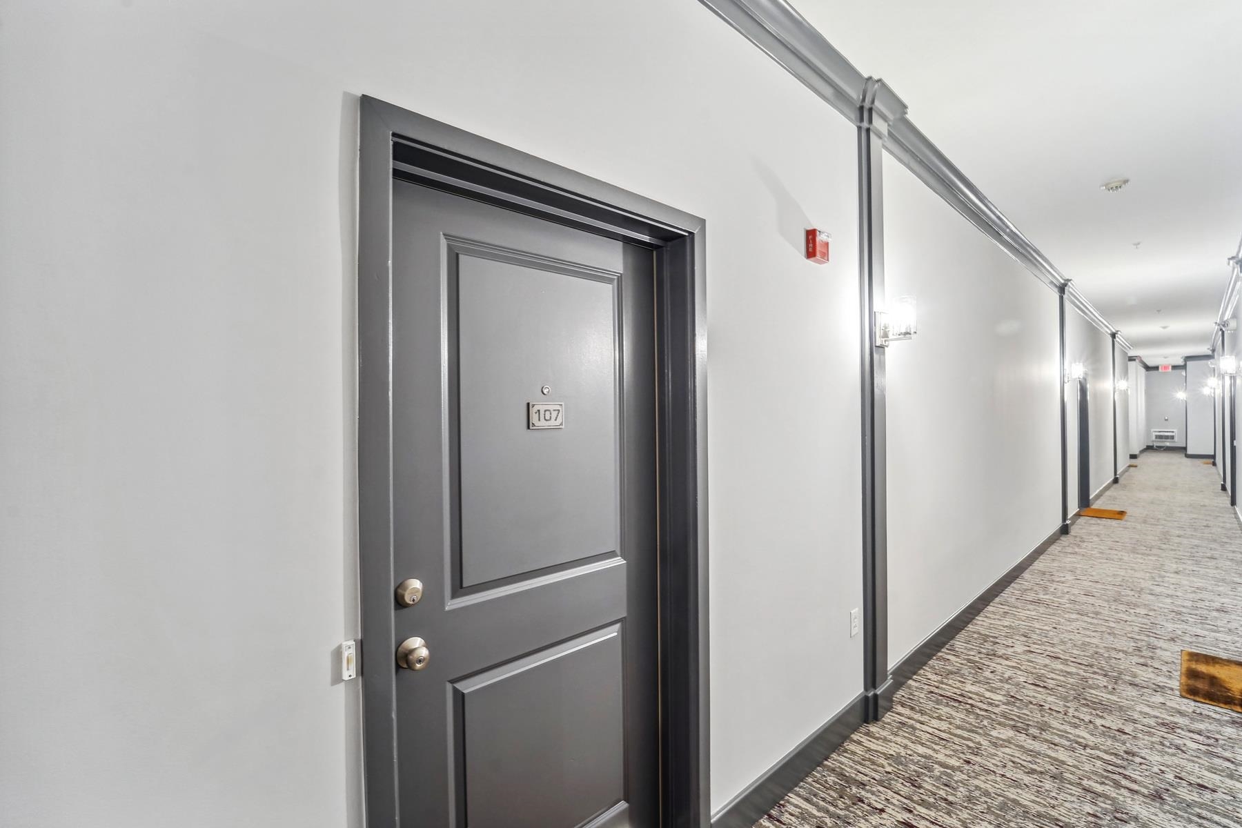 3 GREENWICH DR Unit: 107