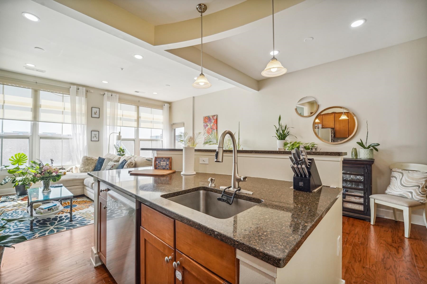 3 GREENWICH DR Unit: 107